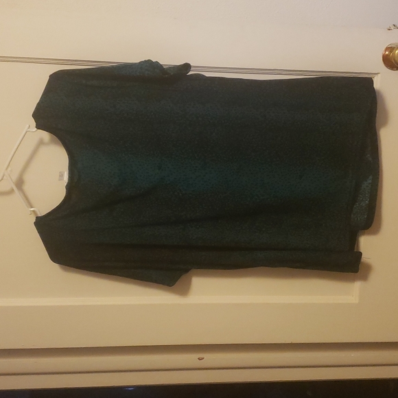 Jessica simpson cheetah green black blouse - Picture 2 of 2